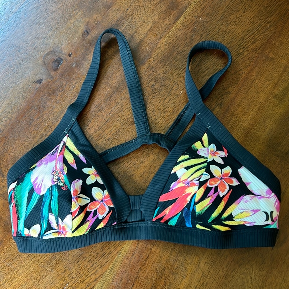Hurley swim top, Small
